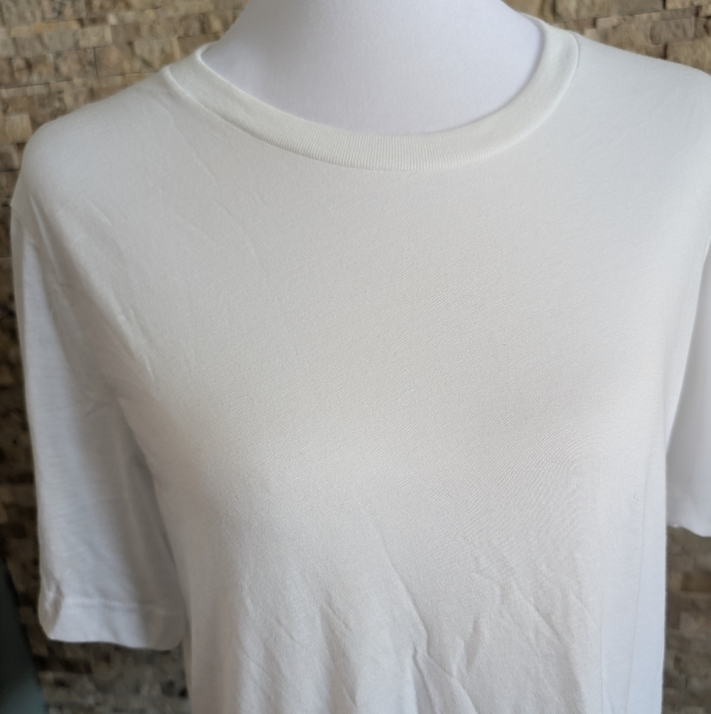 Lightweight White Basic Short Sleeve T-Shirt Neutral Minimal Beach Thin Size M - Picture 7 of 8